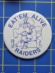 Eat 'Em Alive Raiders v Bears Football Vintage 3" Pin Button Funny Humor Cartoon - Picture 1 of 2