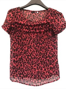 LADIES CAP SLEEVED TOP SZE 8 FROM H&M BLACK/RED ANIMAL DESIGN WITH DETAIL AT TOP - Picture 1 of 12