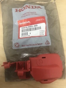 GENUINE HONDA BATTERY CABLE TERMINAL COVER POSITIVE RED OEM 32418-RBG-300 NEW - Picture 1 of 5