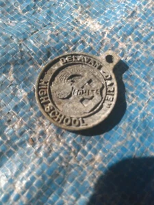 Collar colgante de cometas delevan darien escuela secundaria - Imagen 1 de 3