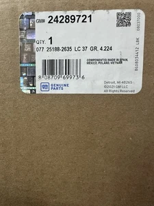 OEM GM PARTE #24289721 CUBIERTA BOMBA - Imagen 1 de 1