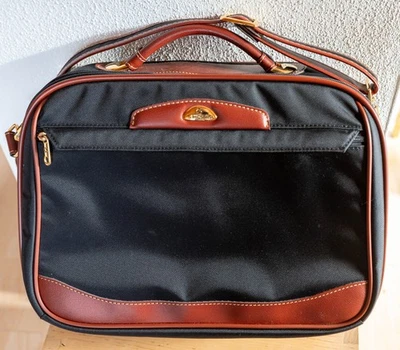 Kleine Reisetasche von Samsonite mit verschiedenen Fächern - Bild 1 von 3