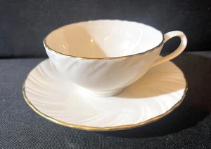 Lenox Laurent Fine China Gold Rim Embossed Swirl Edge ~ Cup and Saucer - Picture 1 of 3