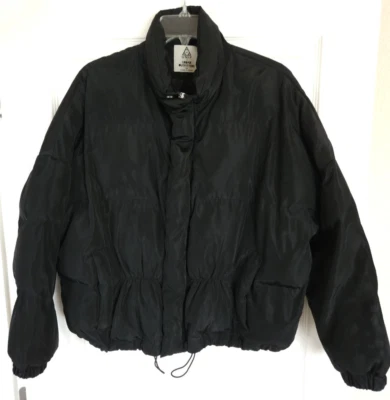Chaqueta acolchada negra UNIF x Urban Outfitters para mujer corta de gran tamaño *LEER* Foto 1 de 4