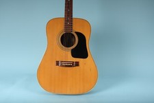 1970er Jahre Kiso-Suzuki Made Japan Akustikgitarre KG-200 for sale