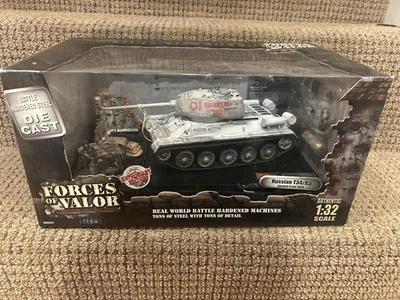 Unimax Fuerzas del Valor 1:32 Ruso T-34/85, 119º Rifle E. Frente 1944 No. 80218 Foto 1 de 4