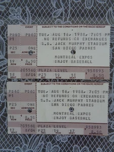 Vintage Pair of 8/16/1988 San Diego Padres vs Montreal Expos Ticket Stubs - Picture 1 of 3