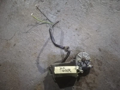 Mercedes SLC C107 W107 Right-Hand Rear Window Electric Motor - Image 1 of 3