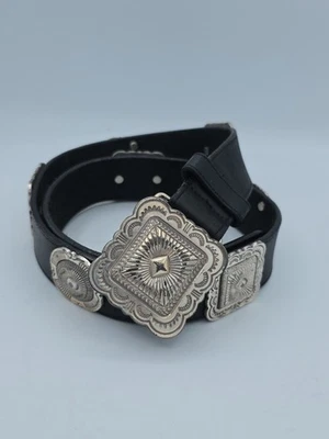 Cinturón de cuero negro medallón camafeo plata vintage 1993 S-M Foto 1 de 4