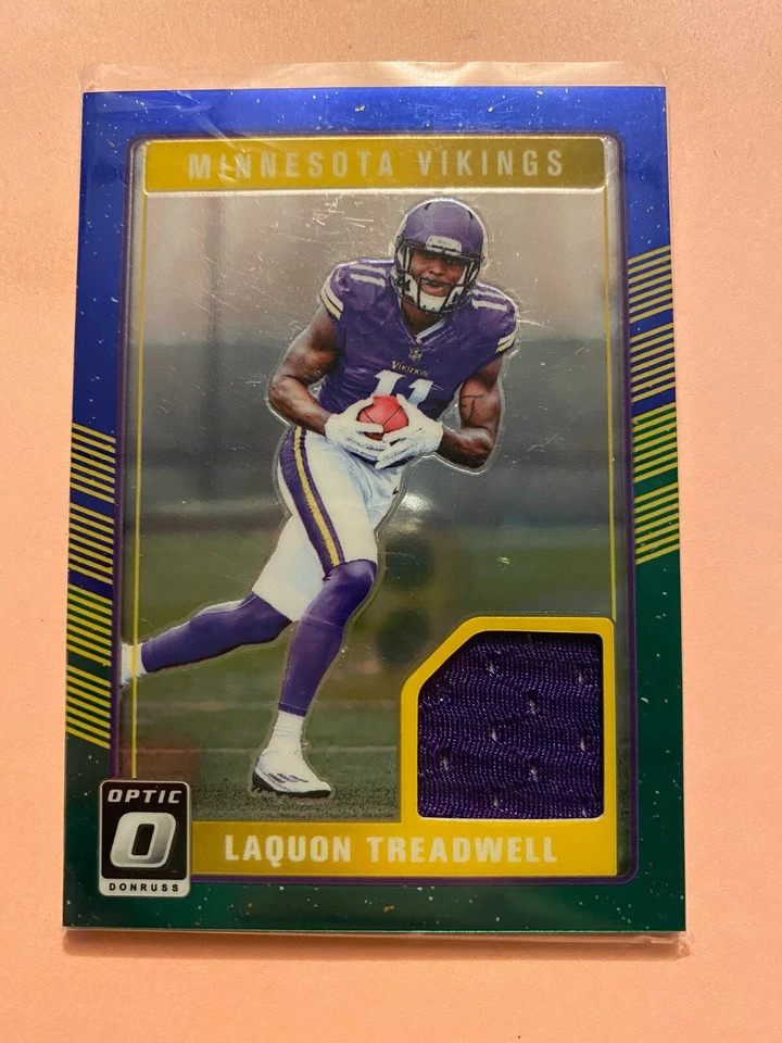 A20,459 - 2016 Donruss Optic Rookie Threads Jersey #27 Laquon Treadwell - Image 1 of 1