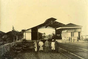 Madagascar Ivondro Railway Station near Tamatave Old Photo Ramahandry 1910' - Picture 1 of 3
