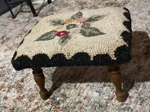 VINTAGE Handmade Colorful Latch Hook Foot Stool 15” X 12” X 8.5” High - Picture 1 of 9