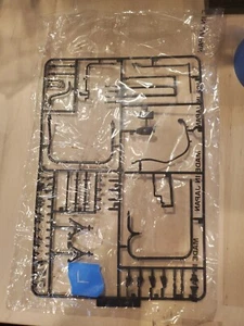 Testors doyusha otaki 1/12 countach l sprue partial - Picture 1 of 1