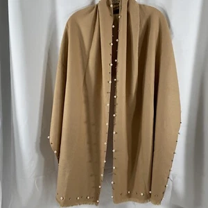 Bufanda chal 100 % seda color camello tostado con tachuelas perladas y plateadas aprox. 76"x24" Chic - Imagen 1 de 10