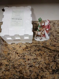 Thomas Kinkade Old World Santa Portrait Figure Victorian Christmas Illuminated - Picture 1 of 6