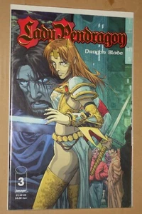 Lady Pendragon Dragonblade 3 DynamicForces Gold Foil Lmtd 401/5000 sigillato con certificato - Foto 1 di 2