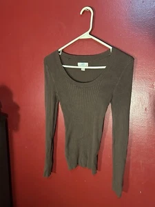 Brown Stretchy Fitted Women’s Sweater Size Small - Picture 1 of 4