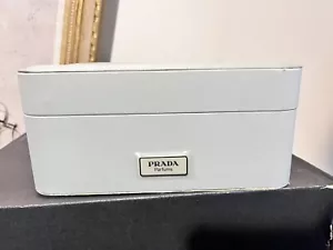 Vintage Damen Prada Schmuckkästchen Größe Medium türkis Polyester gebraucht NDS - Bild 1 von 6
