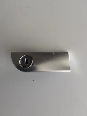 2001 2002 2003 2004 2005 2006 Audi TT - Glove Box Latch NO KEY MK 1 OEM - image 1 of 4