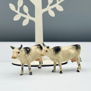 Lot GERMANY 1.5" BLACK WHITE COWS 30s Painted LEAD METAL Farm Animal Figure PUTZ - Picture 1 of 12