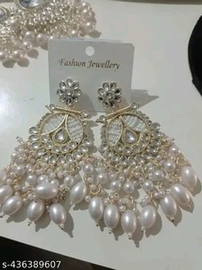 Hermoso pendiente de boda étnica Kundan Jhumka de trabajo de perlas de moda para niña - Imagen 1 de 2