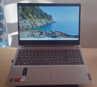 Lenovo IdeaPad 3 Notebook 15.6" Full HD Processore AMD Ryzen 5 3500U, RAM 8GB - Immagine 1 di 4