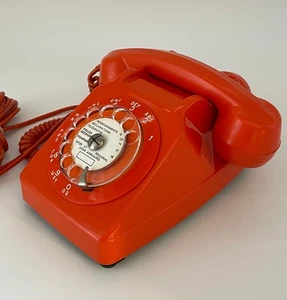TELEPHONE VINTAGE SOCOTEL S63 ORANGE TÉLÉPHONE A CADRAN - 1977 - Imagen 1 de 7