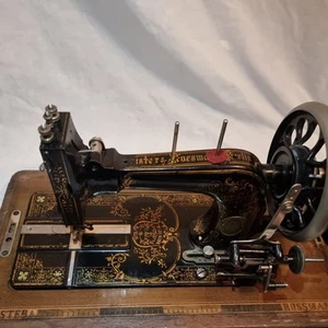 Frister Rossmann Vintage Hand Crank Sewing Machine BERLIN - Picture 1 of 10