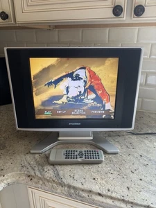 Vintage Sylvania LCD TV DVD Combo 15 Inch SSL15D6 Retro Gaming w/Remote WORKS - Picture 1 of 5