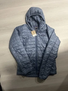 Patagonia NANO PUFF HOODY BLUE Men's NWT Medium Hoodie Puffer - Picture 1 of 5