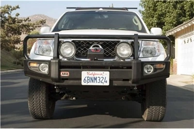 ARB Combination Bumper Fits: 2009-2017 Nissan Frontier 4-Door Crew Cab Pickup 2. Foto 1 de 4