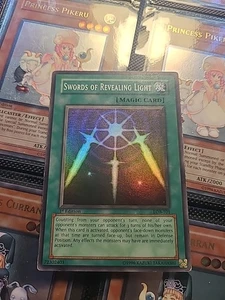 Swords of Revealing Light LOB-101 1st Edition - Bild 1 von 7