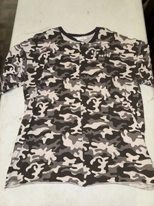 Camiseta Vintage Auténtica Puma XL Camuflaje, Extra Grande - Imagen 1 de 5