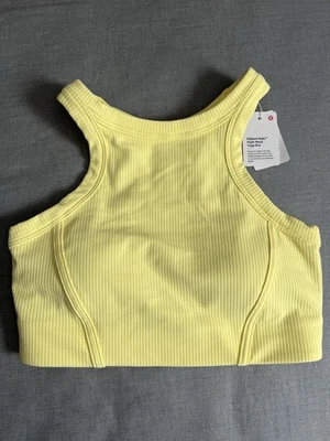 Nuevo con etiquetas Sujetador de Yoga Lululemon Amarillo Acanalado Nulu Cuello Alto Soporte Ligero B/C TALLA 8 WASY Foto 1 de 4