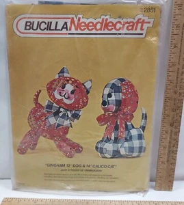 BUCILLA Neddlecraft - 2851 - "GINGHAM 12" DOG & 14" CALICO CAT" - Picture 1 of 9
