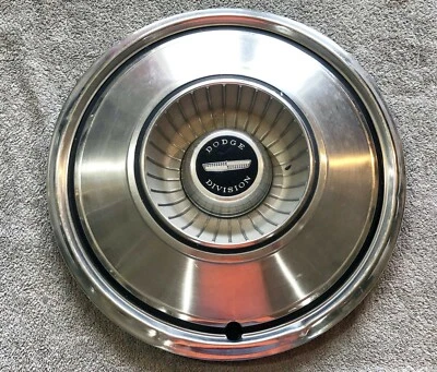 Dodge Charger 1972, Polara, Coronet, Challenger, D & W modelo camiones tapacubos de 15" Foto 1 de 4