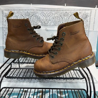 De Colección Dr. Martens 8175 Inglaterra Botas Caballo Loco Marrón Combate Talla UK1/US2 Juvenil Foto 1 de 4