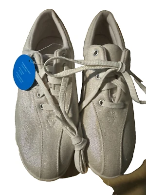 Easy Spirit Level 1 beige Shimmer Walking Running Tennis Shoe Sneaker Sz 8 - Image 1 of 4