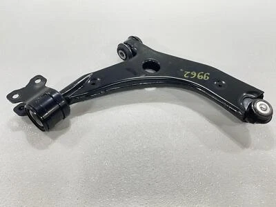 Brazo de control inferior delantero izquierdo para conductor MAZDA 3 2004-2009 sin turbo OEM Foto 1 de 4