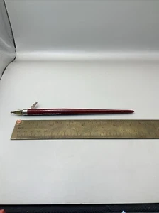Penna a immersione vintage KOH-I-NOOR Germania in legno rosso. n. 03 1/2 con blocco pennino HTF! - Foto 1 di 4