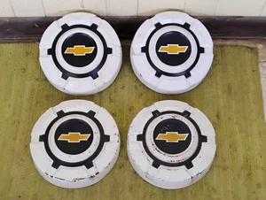69-75 Chevy Dog Dish 10 1/2" HUBCAPS 1969-1975 Set 4 C10 Truck 1/2 Ton 15" White - Picture 1 of 6