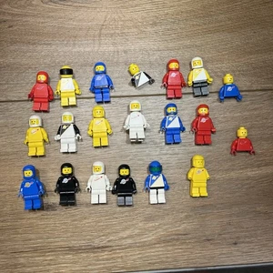 Big Lot of LEGO Space Minifigures Astronauts 1980s Vintage Black, Red, Blue, etc - Picture 1 of 6