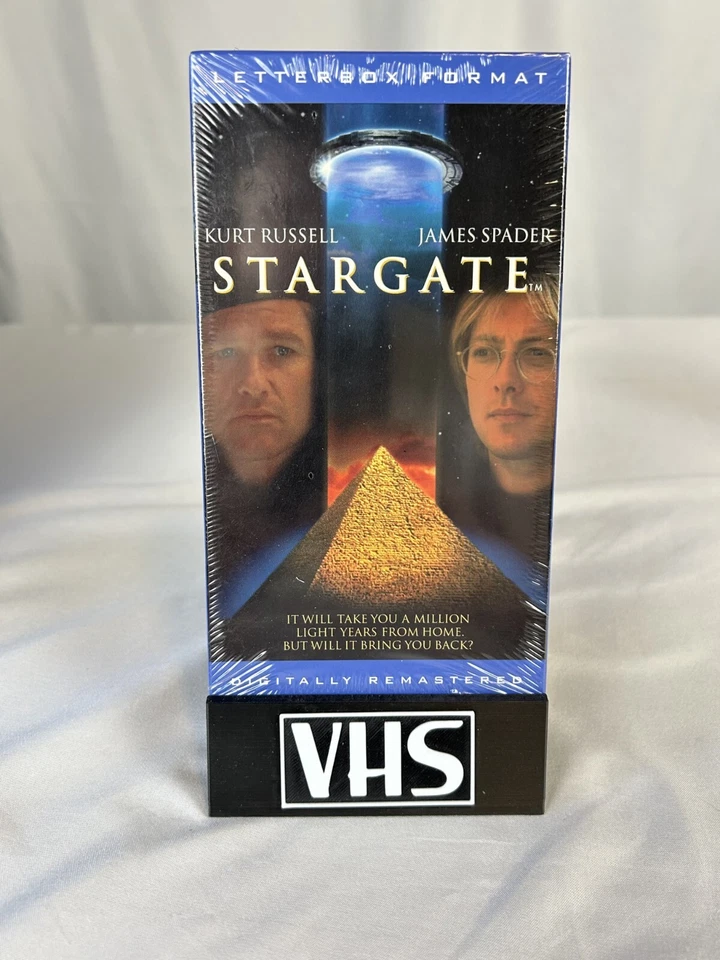 Stargate VHS – Sealed Letterbox Widescreen – Live Home Video w/ Watermark - 1994 - Image 1 of 4