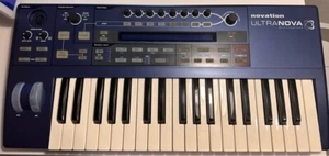 Teclado sintetizador de modelado analógico Novation ULTRANOVA completamente funcional envío gratuito - Imagen 1 de 8
