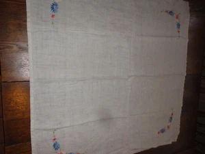 Vintage Linen Table Square Hand Embroidered 33" x 33" - Picture 1 of 3