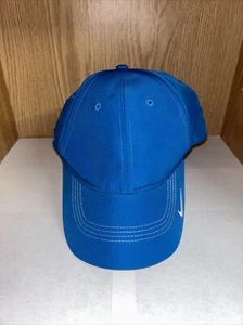 Nike Hat Cap Blue Adjustable Strap Back Swoosh Dri FIt Golf Featherlight Read - Picture 1 of 10