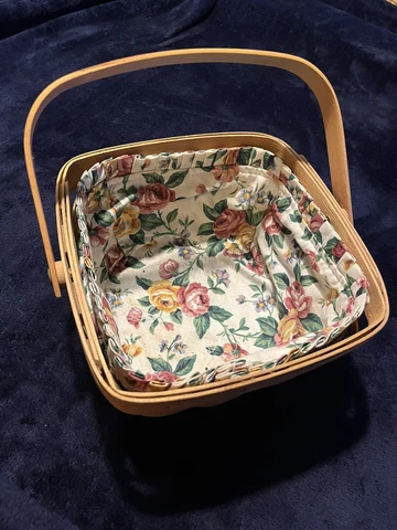 Vintage 1999 Longaberger Basket With Liner & Handle 9”x9”x5” Cover