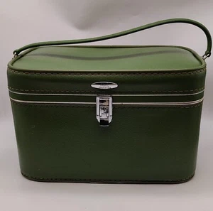 Vintage 60s Sears Avocado Green Cosmetic Makeup Train Case Vtg 1960s Retro USA - Picture 1 of 7