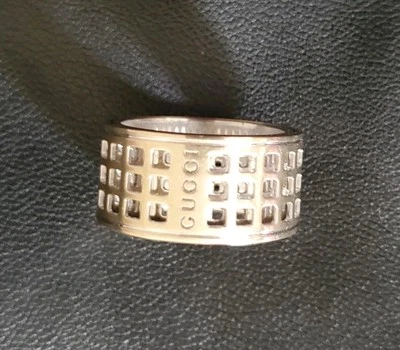 Anillo Gucci Scroll Spinner Oro Blanco 18K EE. UU. Talla 6 Foto 1 de 4