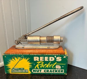 Vintage Reed’s Rocket Nut Cracker R-300 w/ Original Box -Works Great! - Picture 1 of 14